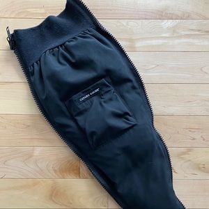 Canada Goose “Goose Bump” maternity panel, size F